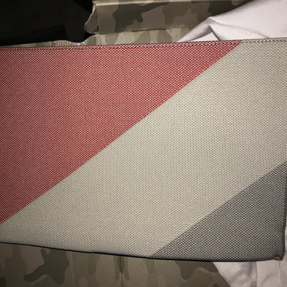 COPY - Rothys Essential Pouch  Desert Sand Model …